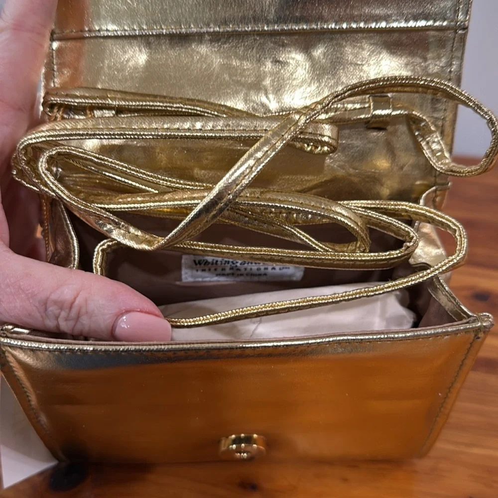 NWT Vintage Whiting and Davis International Gold Mesh Purse